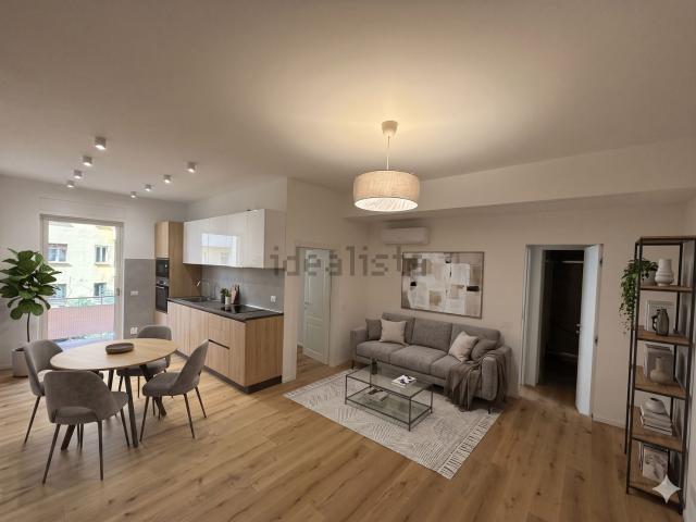 Appartamento in vendita di 65 m² in Via Ugo Balzani, 51