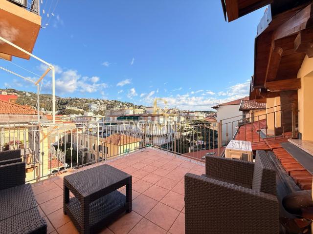 Appartamento in vendita di 65 m² in Via Vittorio Emanuele II, 140