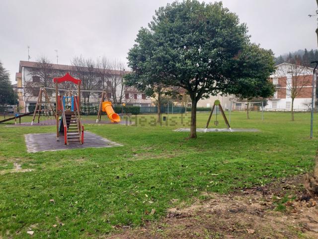 Appartamento in vendita di 65 m² in Via Zambonini
