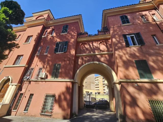 Appartamento in vendita di 65 m² in Via Adalberto, 16