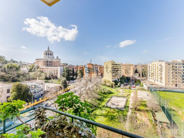 Appartamento in vendita di 65 m² in Via Alessandro Severo, 189