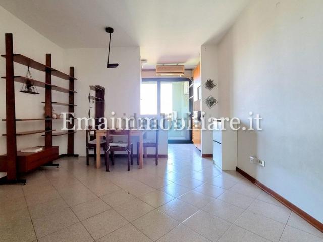 Appartamento in vendita di 65 m² in Via Angelo Rizzoli, 49