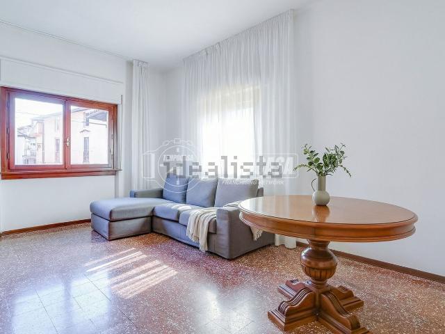 Appartamento in vendita di 65 m² in Via Asmara, 34