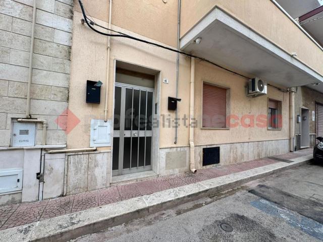 Appartamento in vendita di 65 m² in Via Capece, 40