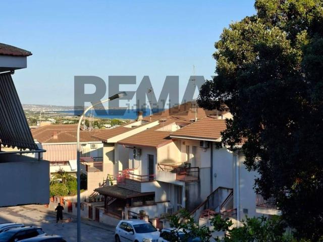 Appartamento in vendita di 65 m² in Via Carmelo Burrafato, 15