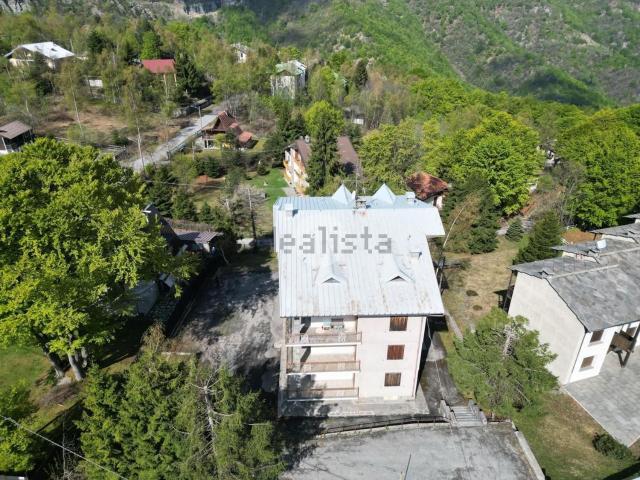 Appartamento in vendita di 65 m² in Via Cave, 646