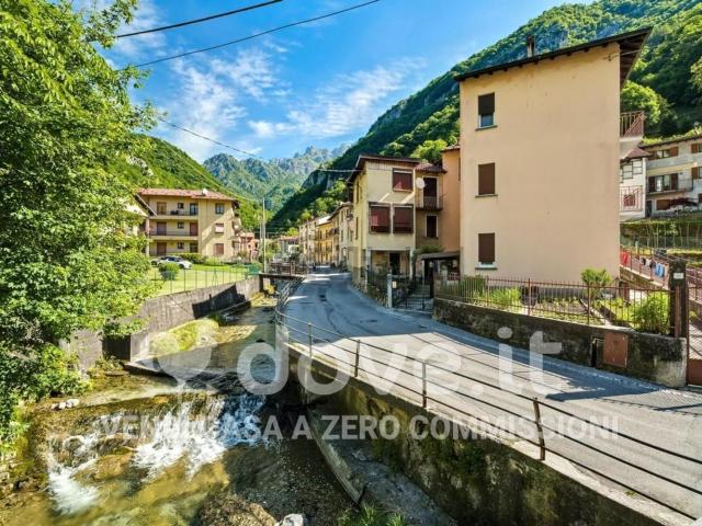 Appartamento in vendita di 65 m² in Via Cereda, 68