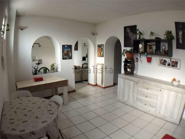 Appartamento in vendita di 65 m² in Via Cesare Battisti
