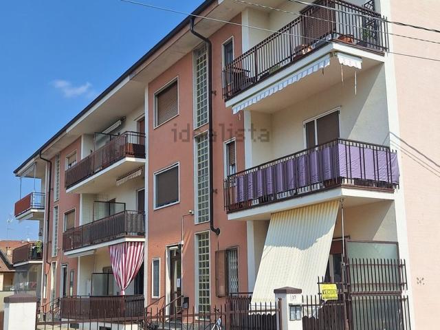 Appartamento in vendita di 65 m² in Via Circonvallazione, 14