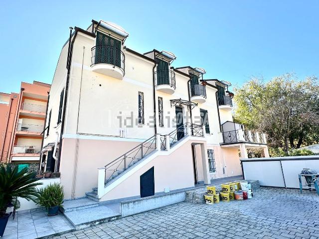 Appartamento in vendita di 65 m² in Via Como, 9