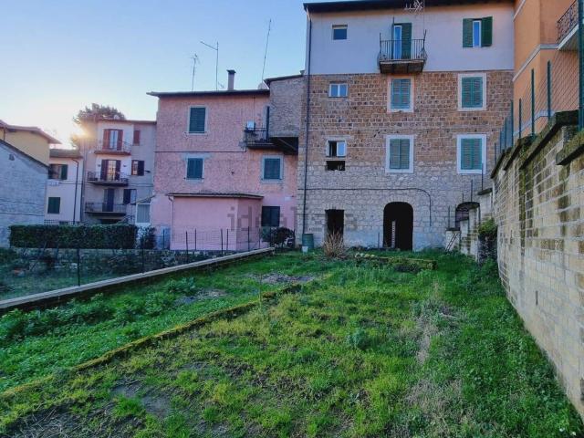 Appartamento in vendita di 65 m² in Via Col di Lana