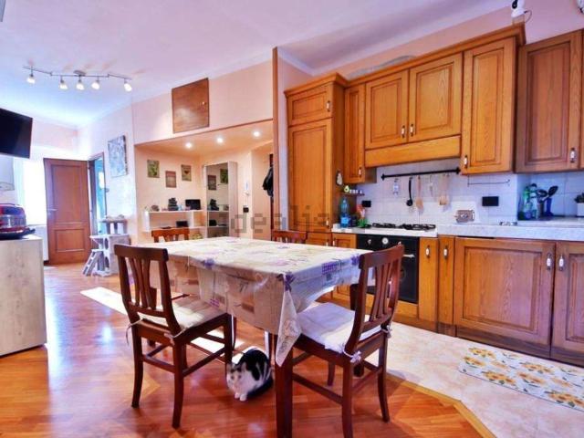 Appartamento in vendita di 65 m² in Via Crosa
