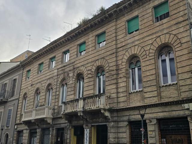 Appartamento in vendita di 65 m² in Via dei Bastioni, 74