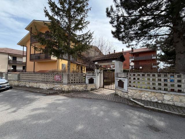 Appartamento in vendita di 65 m² in Via dei Frattali, 11
