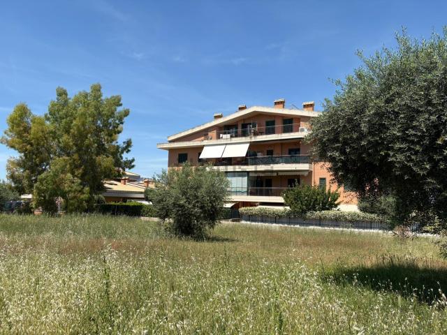 Appartamento in vendita di 65 m² in Via del Fosso di Sant&apos Andrea, 92