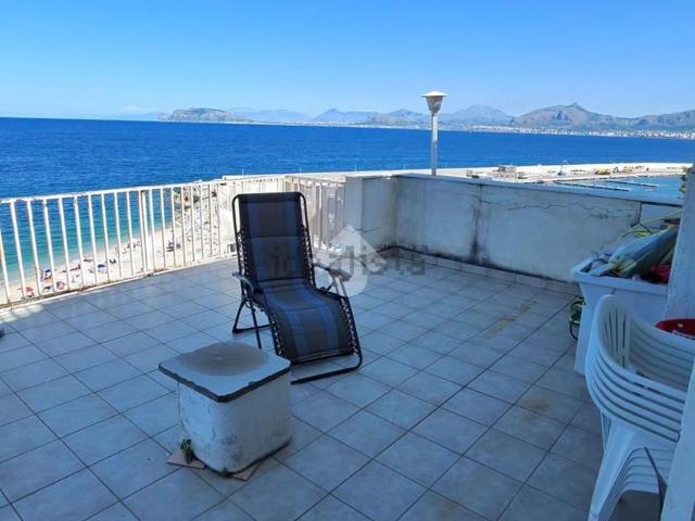 Appartamento in vendita di 65 m² in Via della Leva, 26
