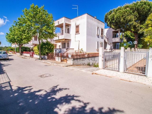 Appartamento in vendita di 65 m² in Via delle Rose, 16