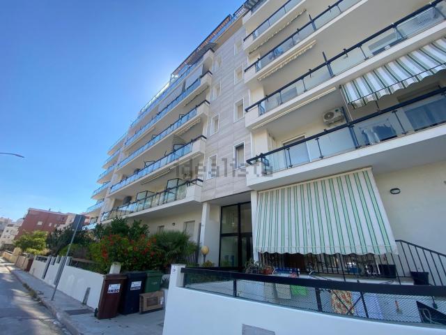 Appartamento in vendita di 65 m² in Via Enrico Costa, 14