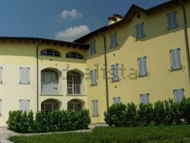 Appartamento in vendita di 65 m² in Via Erba, 3