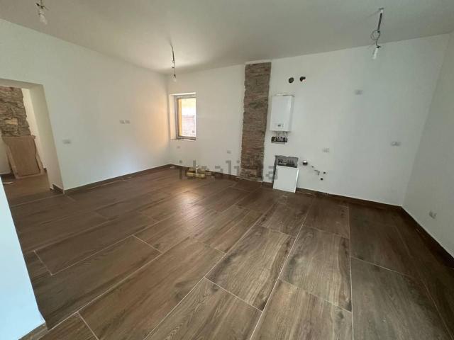 Appartamento in vendita di 65 m² in Via F. M. Adobati