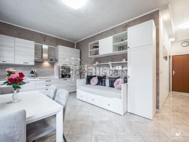 Appartamento in vendita di 65 m² in Via Felice Cavallotti