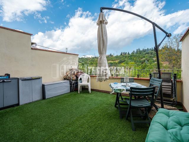 Appartamento in vendita di 65 m² in Via Frignanese, 1328
