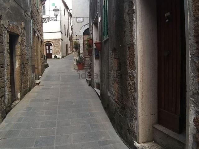 Appartamento in vendita di 65 m² in Via Generale Orsini, 79