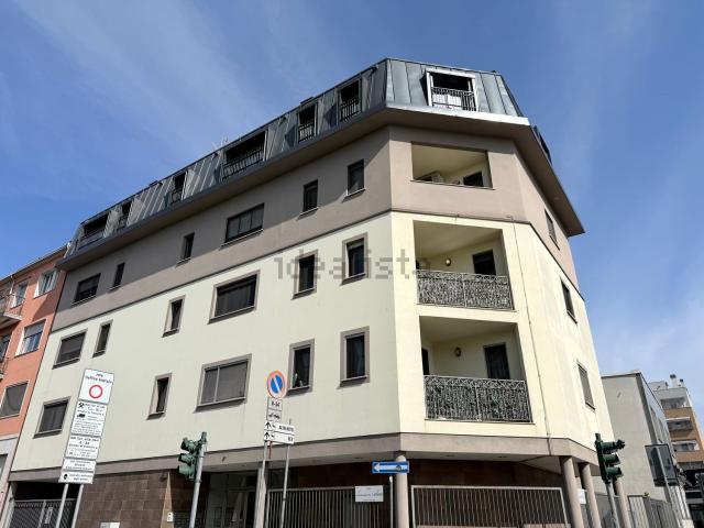 Appartamento in vendita di 65 m² in Via Giovanni Battista Cassinis, 59