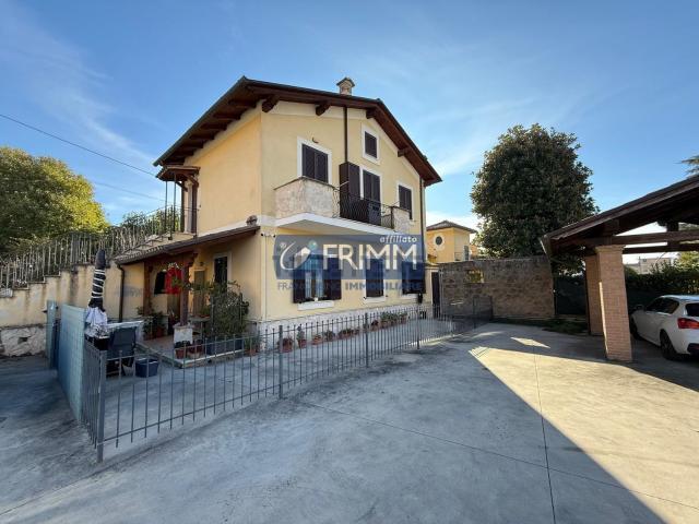 Appartamento in vendita di 65 m² in Via Giuseppe della Rovere, 34