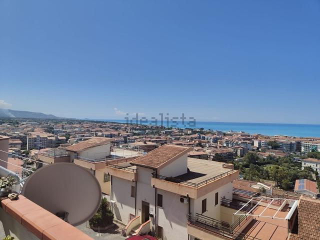 Appartamento in vendita di 65 m² in Via Giuseppe Pezzotti