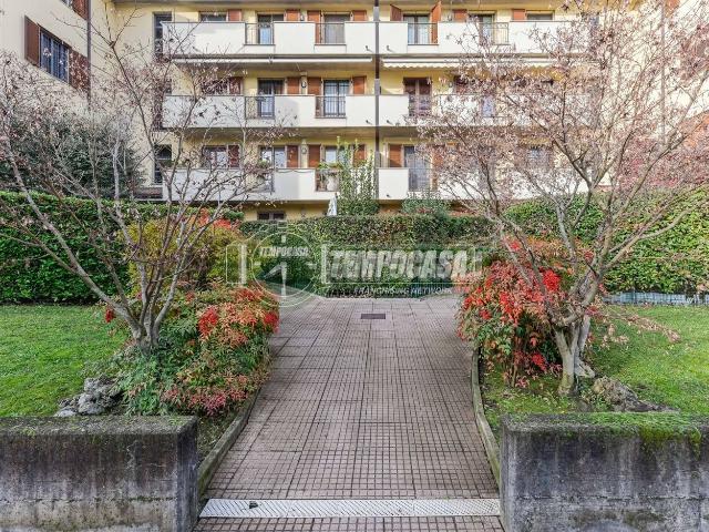 Appartamento in vendita di 65 m² in Via L. Agrati, 20