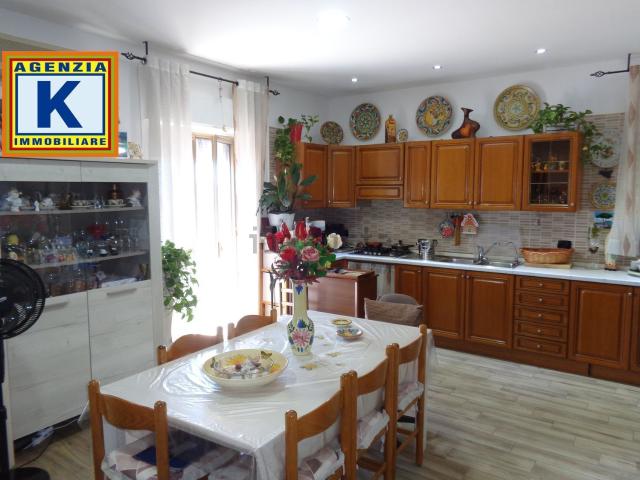Appartamento in vendita di 65 m² in Via Lambruschini, 49