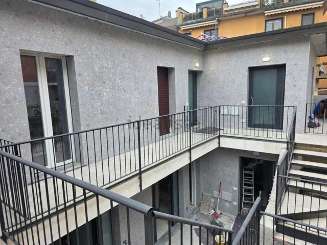 Appartamento in vendita di 65 m² in Via Monti Lepini, 1