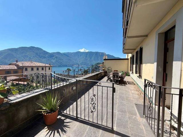 Appartamento in vendita di 65 m² in Via Monticelli