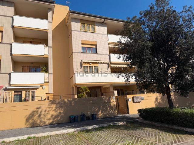 Appartamento in vendita di 65 m² in Via Pierleone Ghezzi