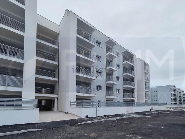 Appartamento in vendita di 65 m² in Via Pratica di Mare, 56