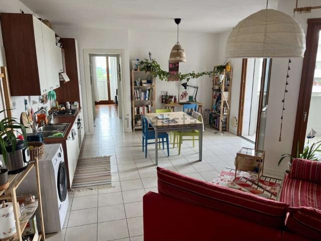 Appartamento in vendita di 65 m² in Via Riccardo Zandonai