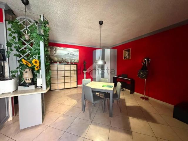 Appartamento in vendita di 65 m² in Via Roma, 8
