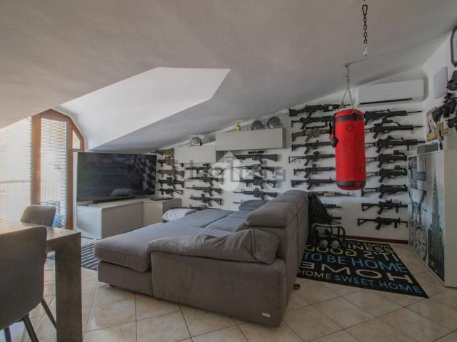 Appartamento in vendita di 65 m² in Via Rossaghe