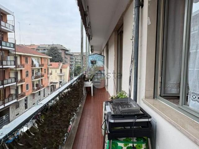 Appartamento in vendita di 65 m² in Via Sondrio, 1