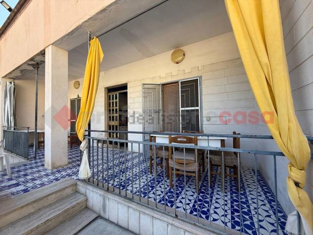 Appartamento in vendita di 65 m² in Via Spari, 17