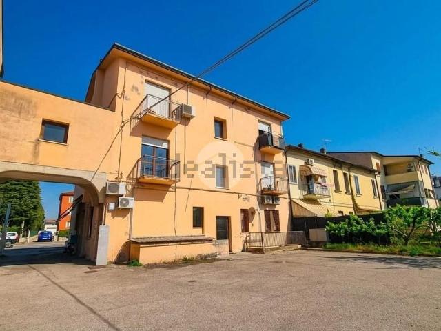 Appartamento in vendita di 65 m² in Via Strà, 102