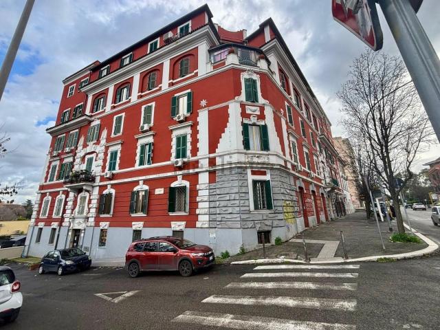 Appartamento in vendita di 65 m² in Viale dell&apos Acquedotto Alessandrino