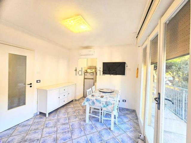 Appartamento in vendita di 65 m² in Viale delle Querce, 20