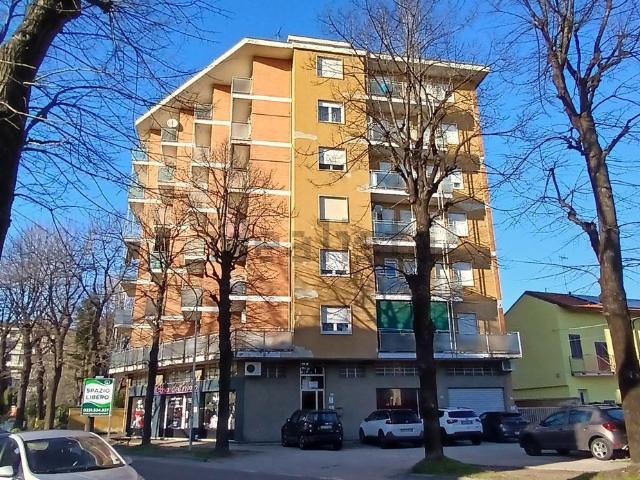 Appartamento in vendita di 65 m² in Viale Sicilia, 3