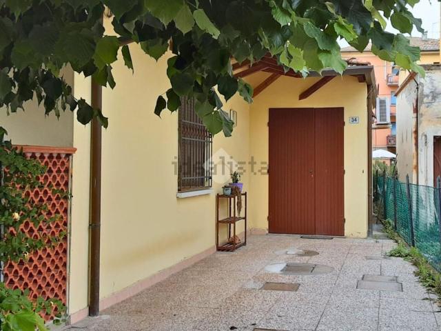 Appartamento in vendita di 66 m² in Via Unità, 34