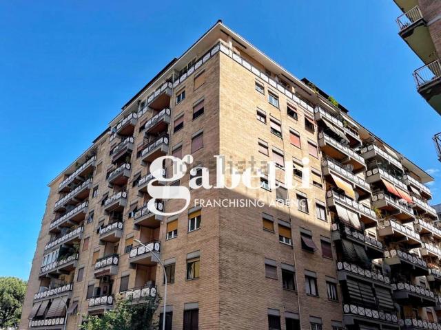 Appartamento in vendita di 66 m² in Via Alatri, 107