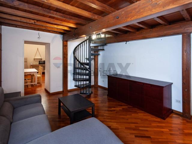 Appartamento in vendita di 66 m² in Via Angeloni, 35