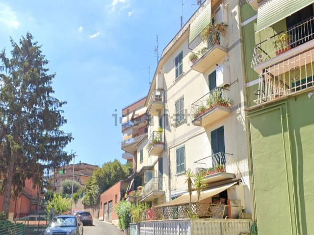 Appartamento in vendita di 66 m² in Via Buonconvento, 64