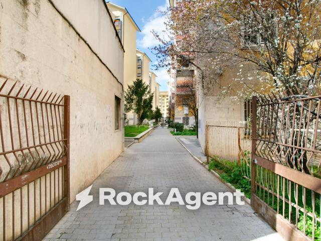 Appartamento in vendita di 66 m² in Via Calpurnio Fiamma, 130